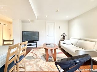 1727 Pharmacy Ave #2, Toronto, ON M1T1H1