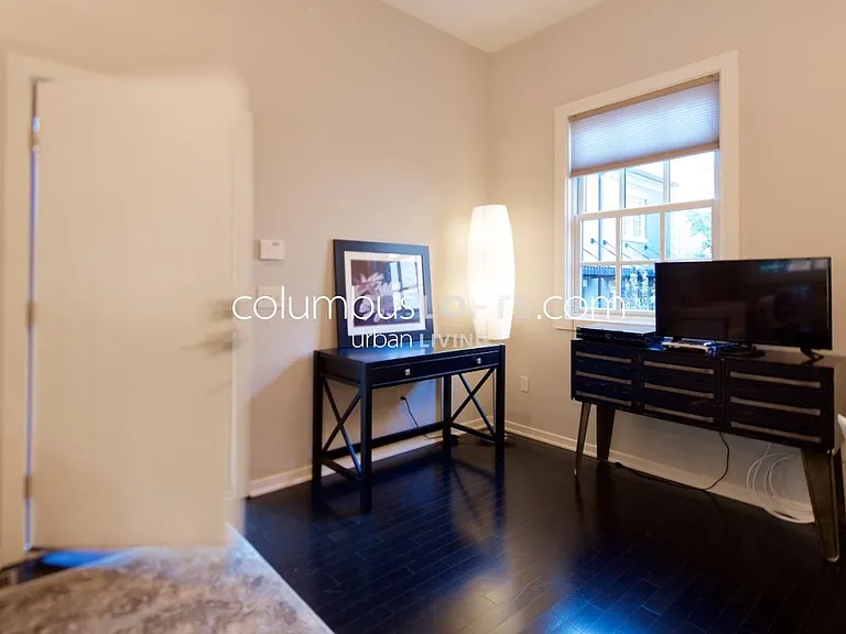 160 E Gay St — Photo 5