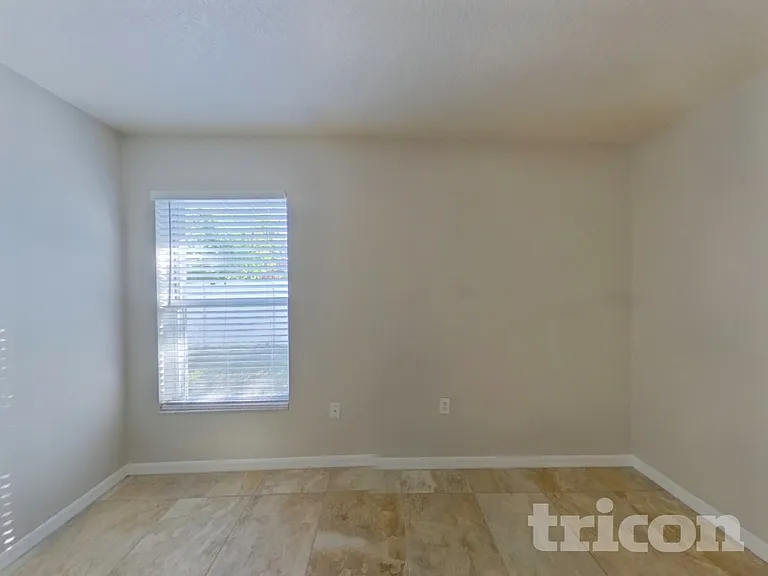 400 Cocoa Ct — Photo 13