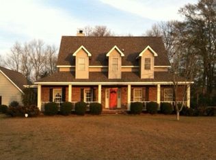 960 Suggs Rd, Headland, AL 36345