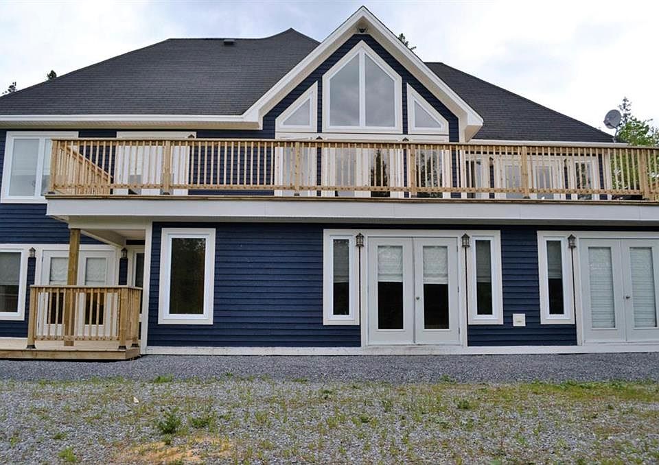 1st image of 4 Beach Place