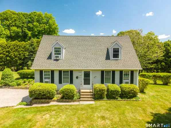 476 Noank Ledyard Road, Groton, CT 06355