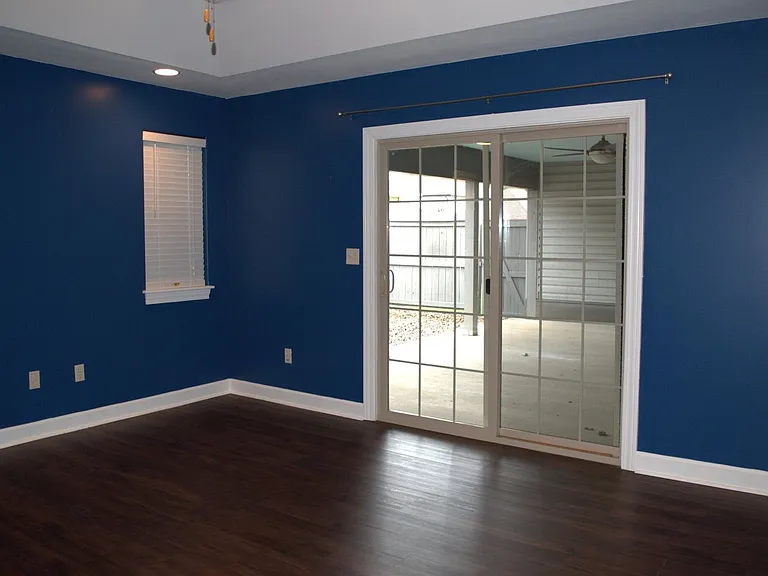 106 Corcoran Dr — Photo 17