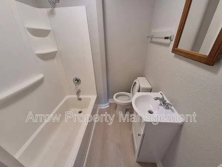 2727 P St #3 — Photo 5