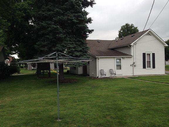 2nd image of 332 Euclid St