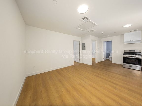 2nd image of 7721 Janet Ave #D