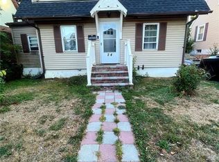 24 Marple Rd, Poughkeepsie, NY 12603