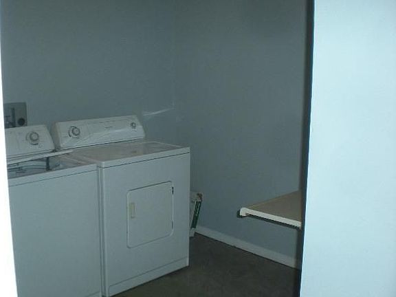 5th image of 206 S 4th St
