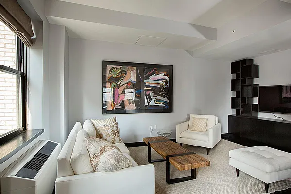 Sold by Avenue Real Estate | media 3