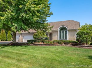 28W320 Picardy Ct, Winfield, IL 60190