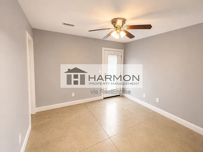 545 Sunflower Dr — Photo 7