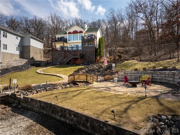 5297 Bayview Ct, Osage Beach, MO 65065