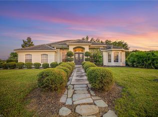 1480 Peach Pl, Naples, FL 34117