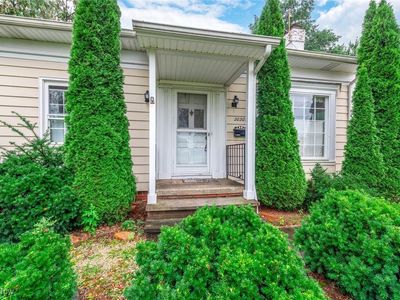 20309 Marian Ln, Rocky River, OH, 44116