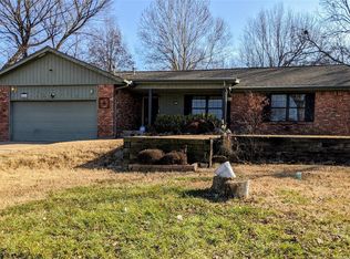 6813 S 32nd Ave W, Tulsa, OK 74132