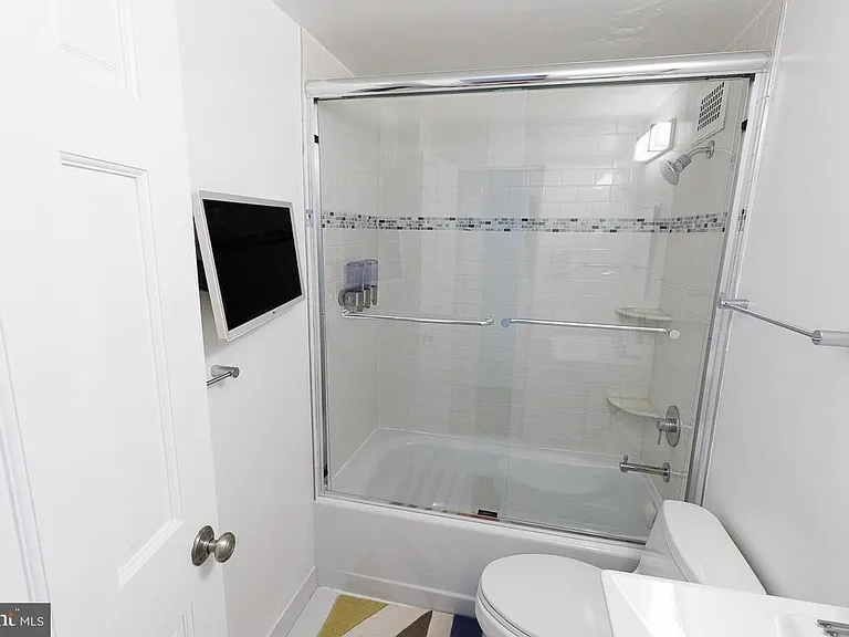2475 Virginia Ave NW #515 — Photo 15