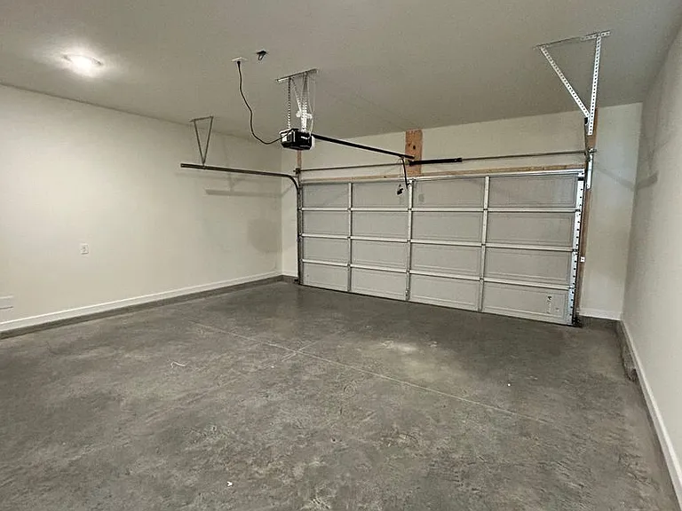 3753 Hawks Creek Dr — Photo 21