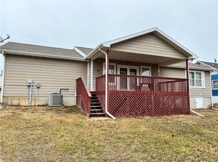 207 Washington St, Richland, MO 65556