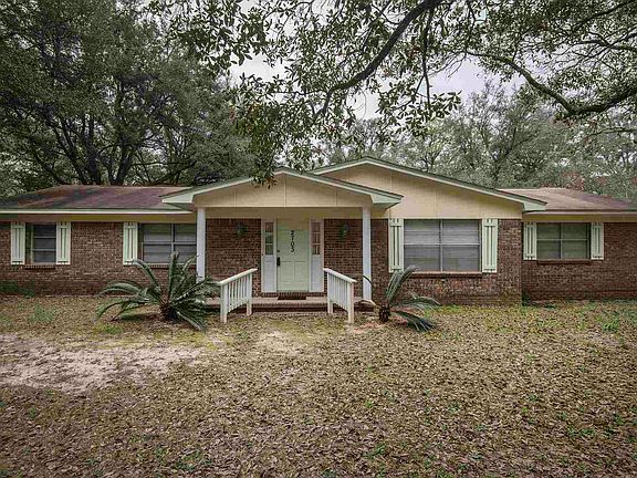 3rd image of 2703 Eureka Ln