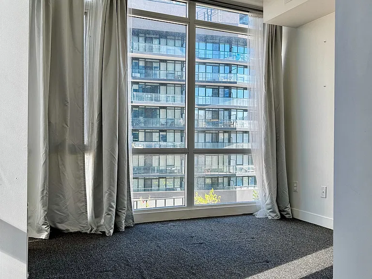 170 Fort York Blvd #409 — Photo 9