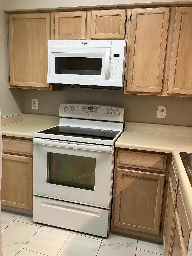 1 bed, 689 sqft, $2,275 — Photo 2