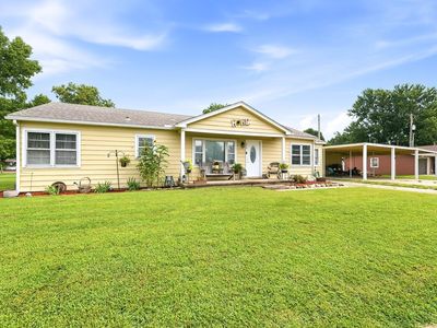 224 W Poplar Ave, Arkansas City, KS, 67005