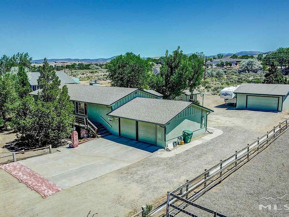 1st image of 1067 Arroyo Dr