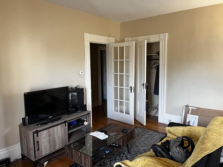 145 Sylvan St #1 — Photo 16