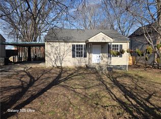1225 Greenfield Dr, Clarksville, TN 37040