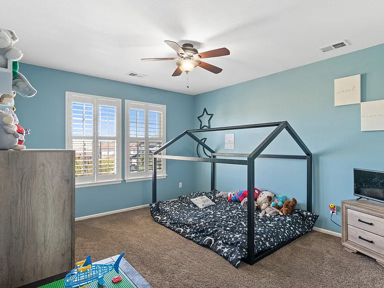 12065 Blakeford St — Photo 17