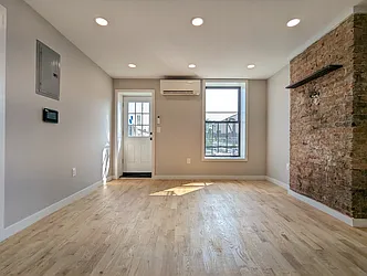 Rented by MySpaceNYC