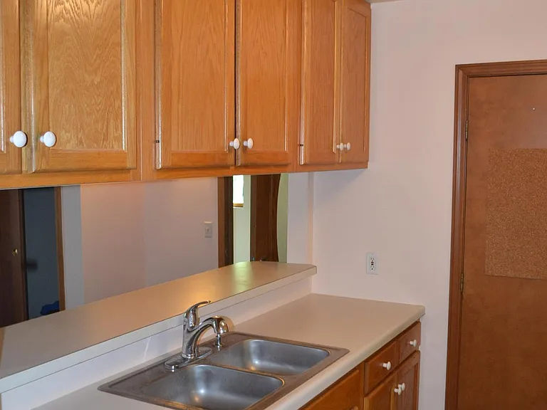 424 Lingle Ave #2 — Photo 3