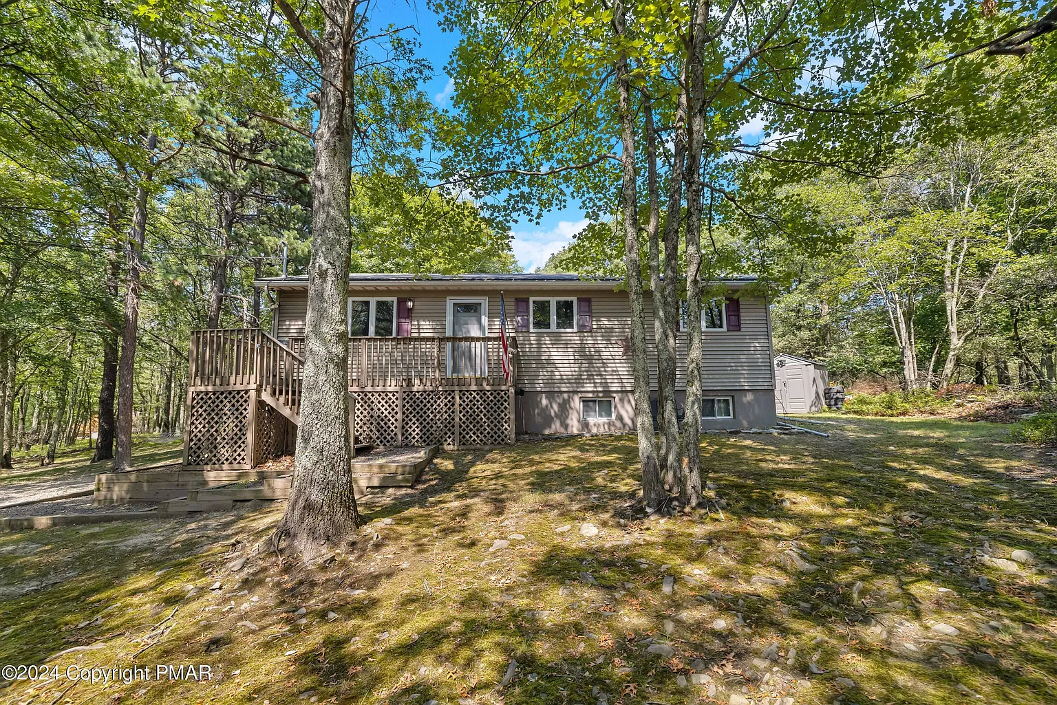 589 Mallard Ln photo 1