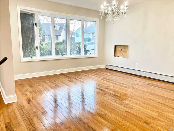 5th image of 108 Joan Ct #108