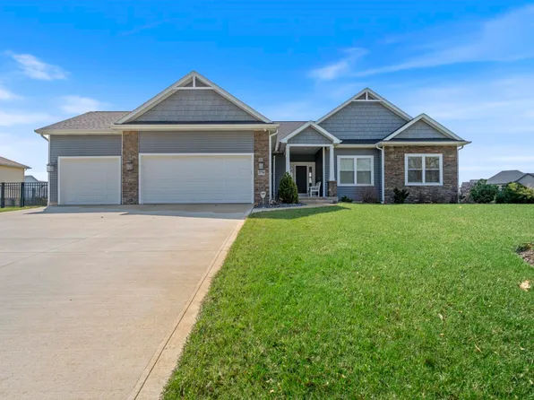 2770 E Lake Tahoe Trl, Warsaw, IN 46582