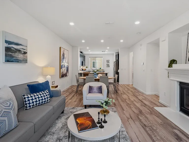 17981 Cantabria Ln — Photo 19