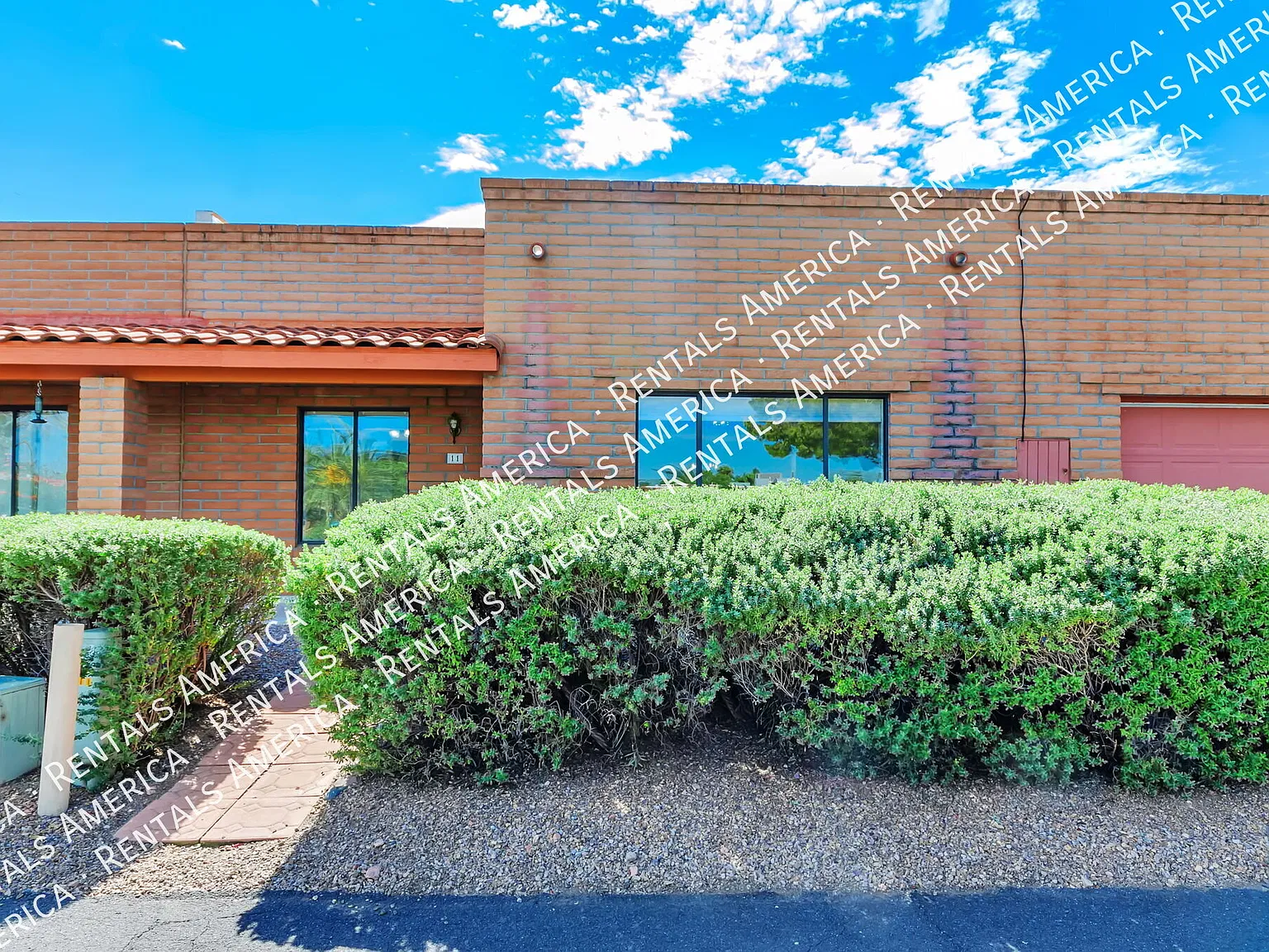 2 BD, in Oro Valley Country CLub — Photo 1