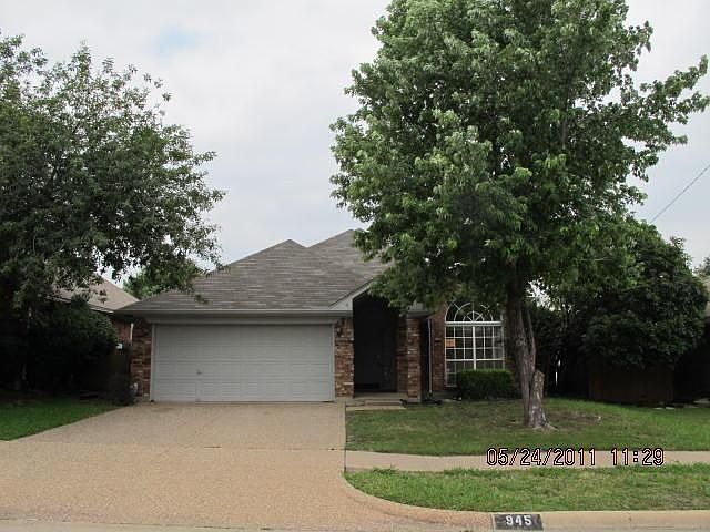 1st image of 945 Freshwood Ct