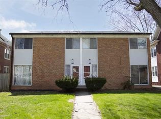 379 Neff Rd, Grosse Pointe, MI 48230