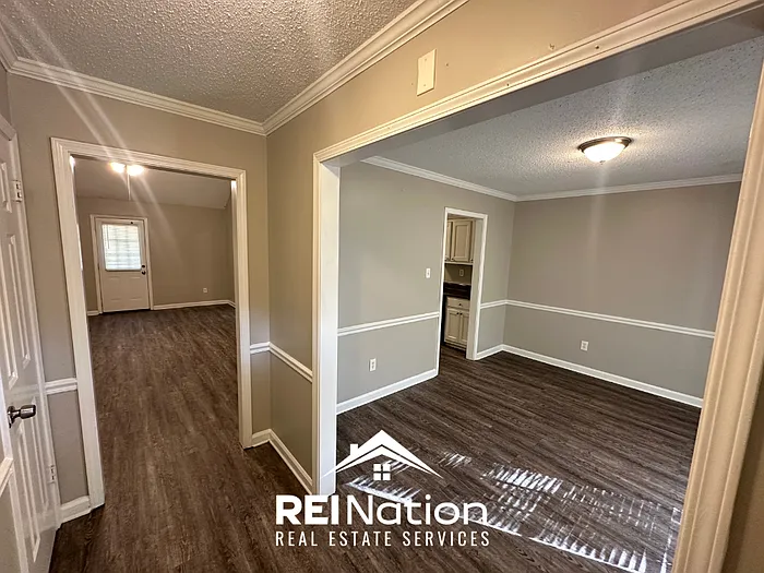 3 bed, 2.0 bath, 1622 sqft, $1,825 — Photo 3