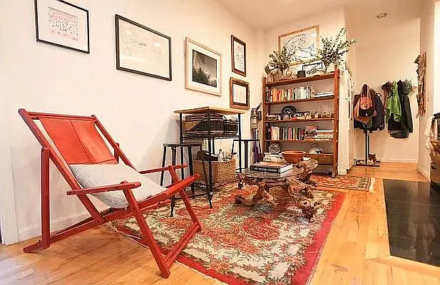 Rented by Metropolitan Property Group | media 10