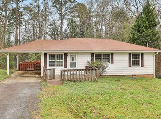 14 Maple Dr, Newnan, GA 30263