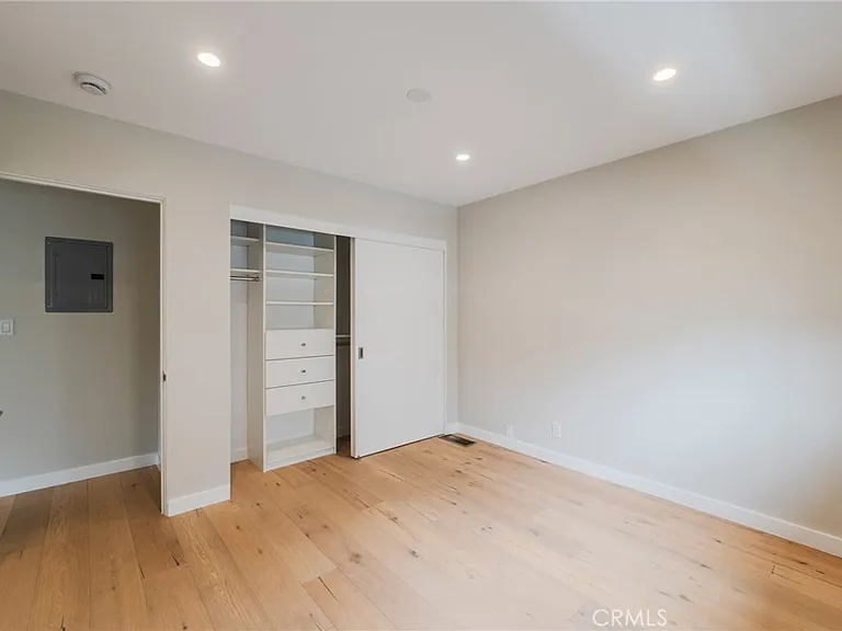 420 28th St — Photo 21