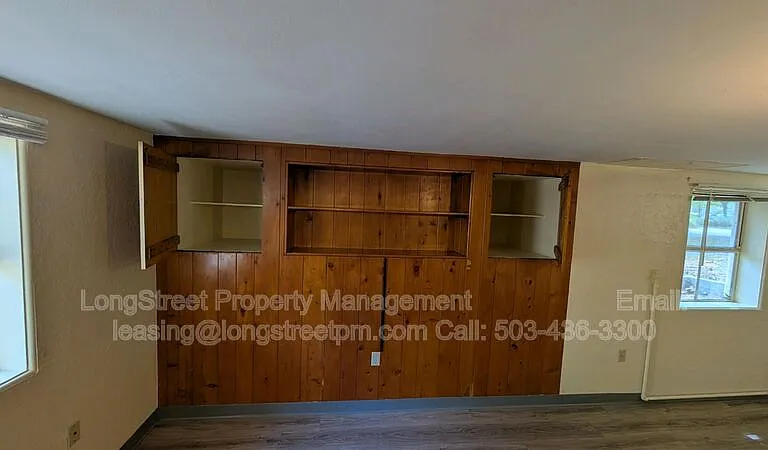 205 NW 11th St #5 — Photo 7