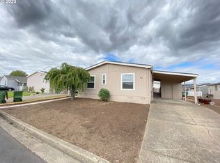 1000 S McKern Ct #65, Newberg, OR 97132