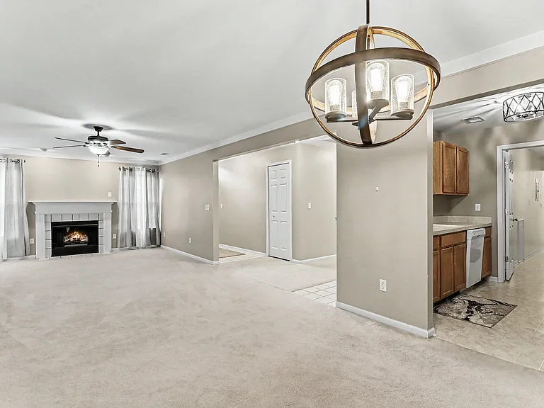 16531 Covington Dr — Photo 6