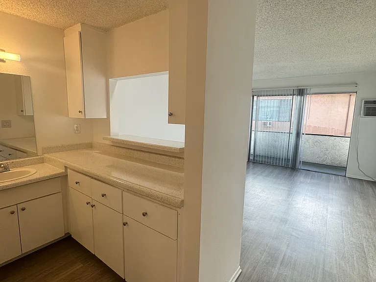 The Lennox — Photo 21