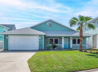 688 Morgan Cir, Port Aransas, TX 78373