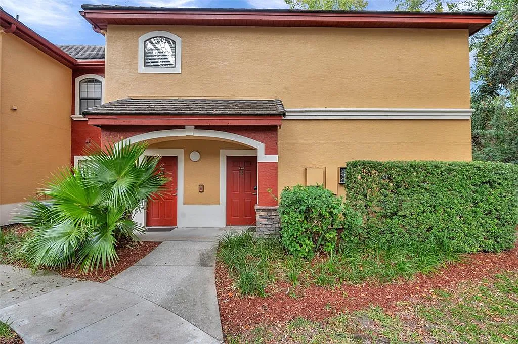 2 bed, 2.0 bath, 1200 sqft, $2,100 — Photo 1