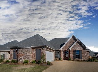106 Emerald Dr, Brandon, MS 39047